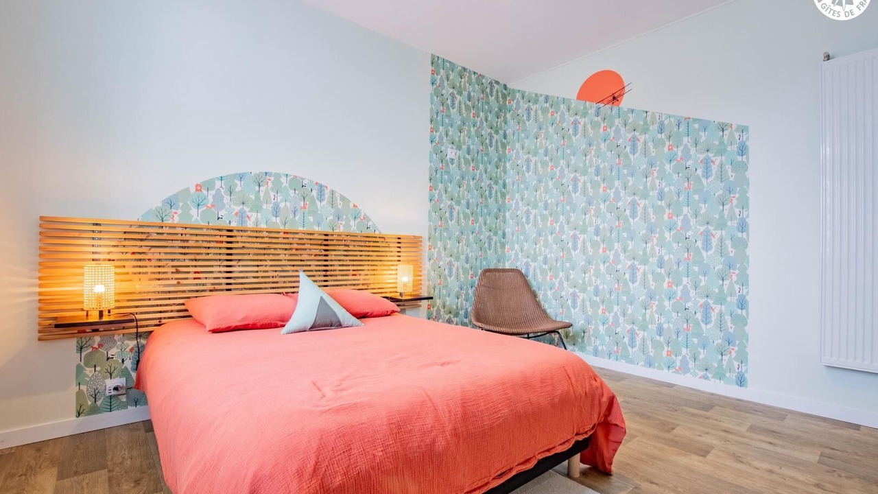 Photo of Bedroom in Epertully