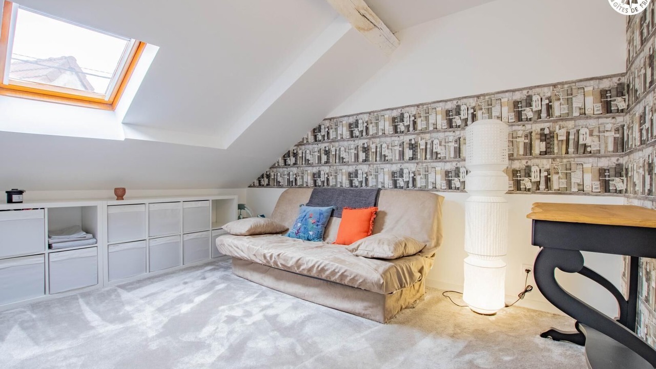 Photo of Livingroom in Epertully