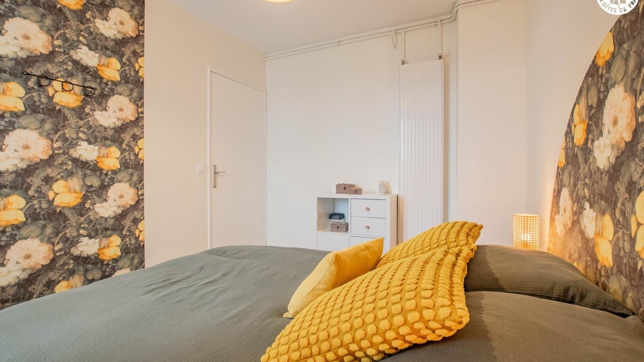 Photo of Bedroom in Epertully