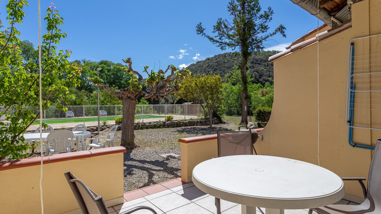 Photo of Outdoor in Reynes