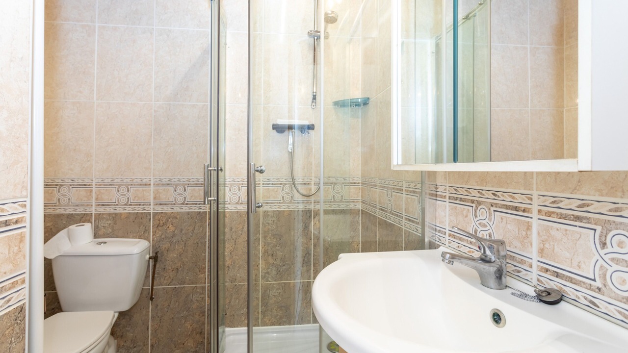 Photo of Bathroom in Reynes