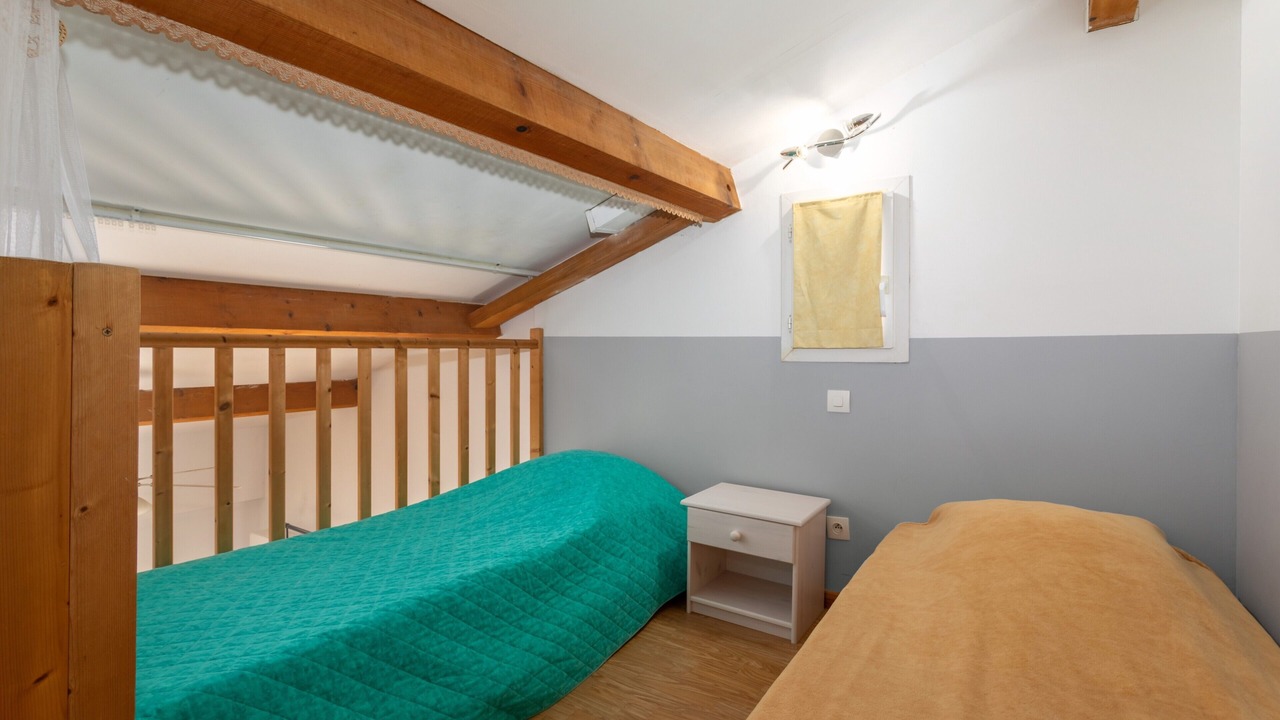 Photo of Bedroom in Reynes