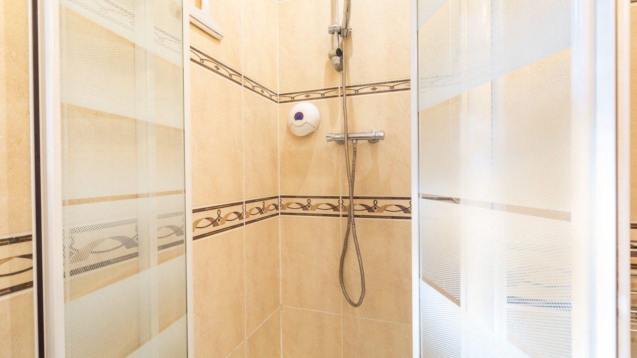 Photo of Bathroom in Reynes