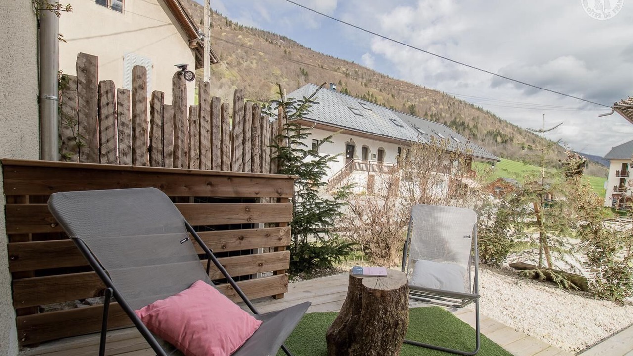 Photo of Patio Balcony in Aillon-le-Jerune