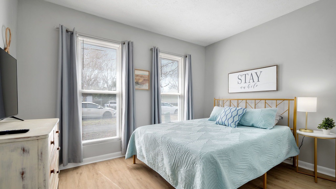 Photo of Bedroom in Buckroe Beach