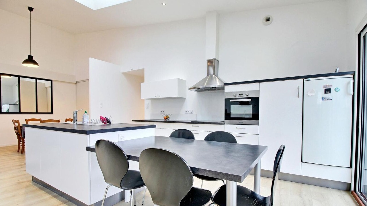Photo of Kitchen in Peaule