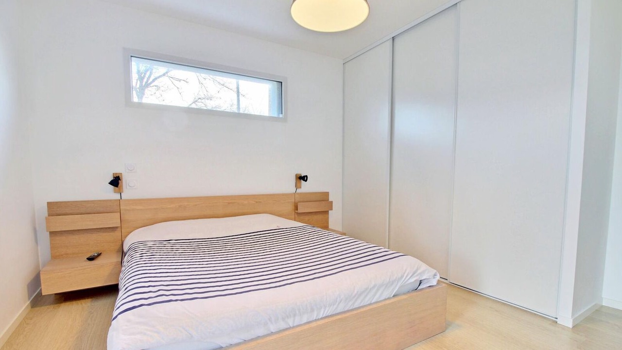 Photo of Bedroom in Peaule