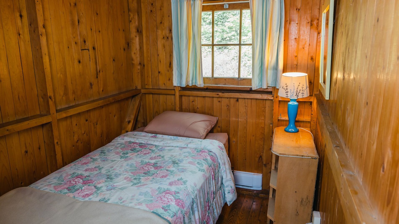 Photo of Others in Hubbards