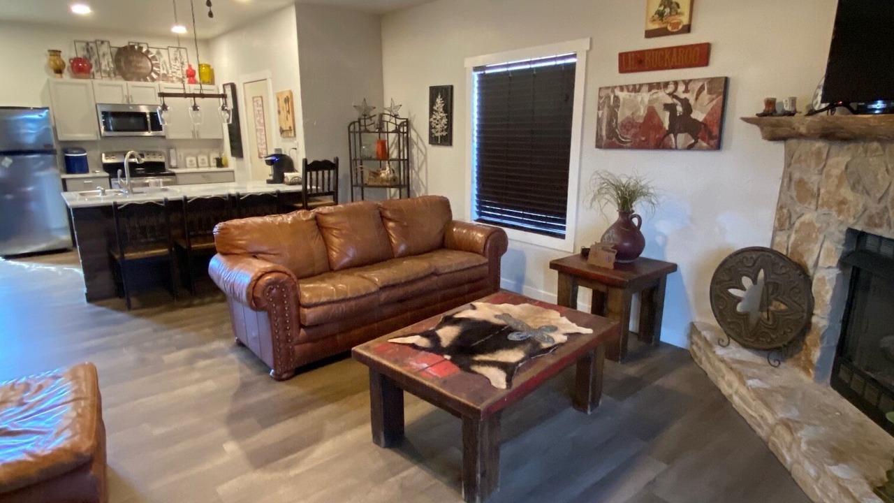 Photo of Livingroom in Palo Pinto County