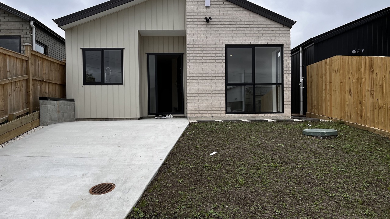 Photo of Outdoor in Massey