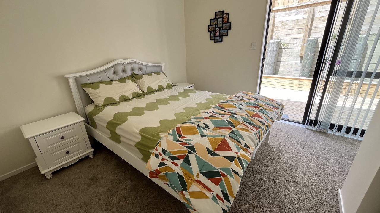 Photo of Bedroom in Massey