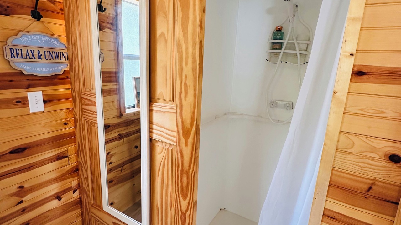 Photo of Bathroom in Crystal Beach