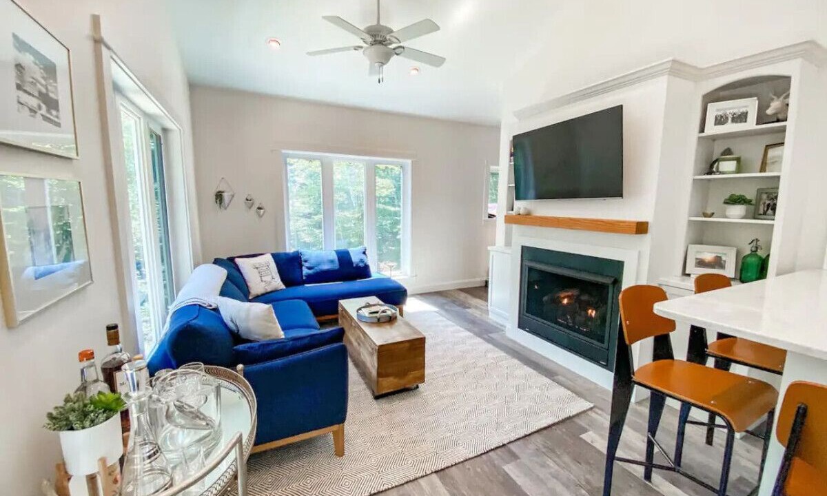 Photo of Livingroom in Holderness