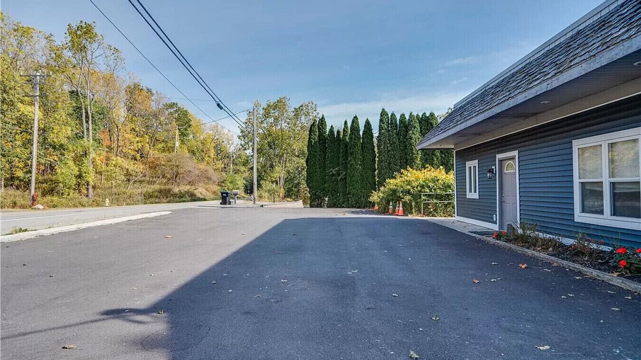 Photo of Others in Geneseo