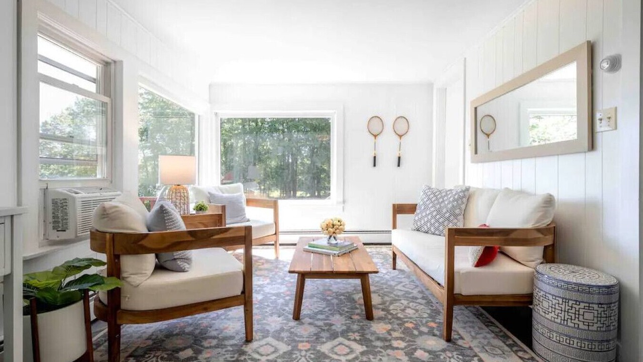 Photo of Livingroom in Glen Cove