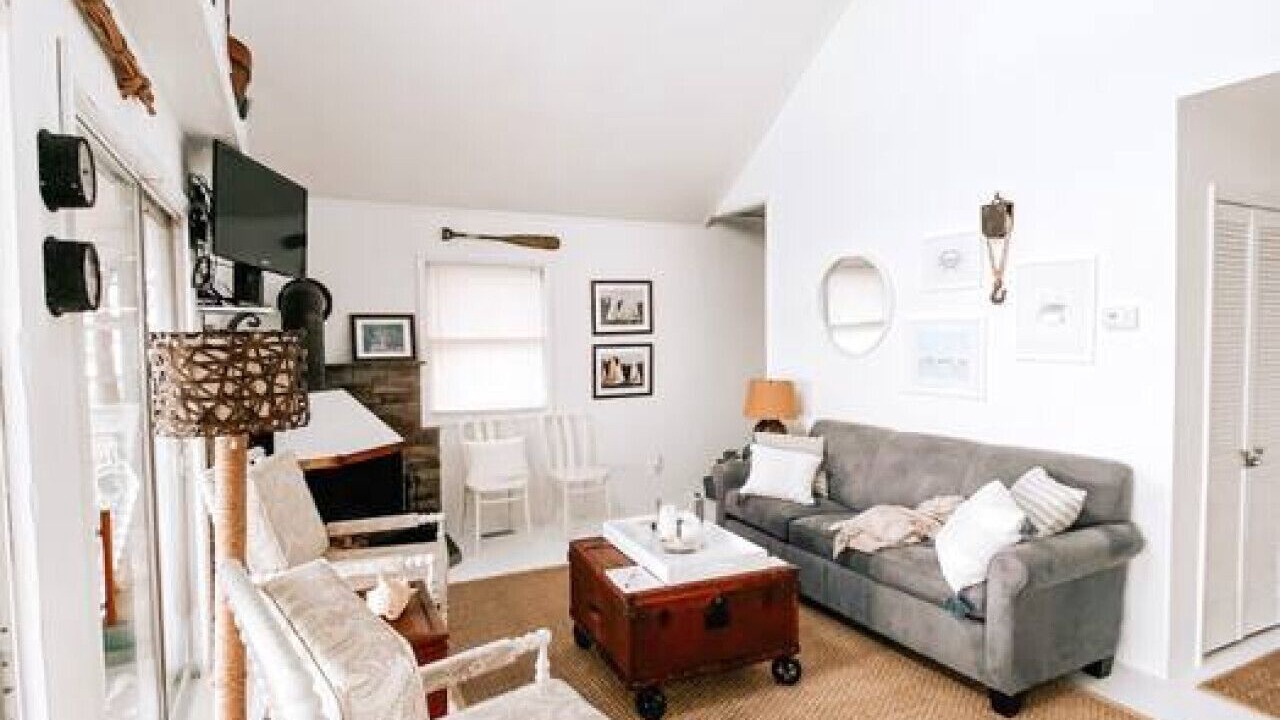 Photo of Livingroom in Leonardtown