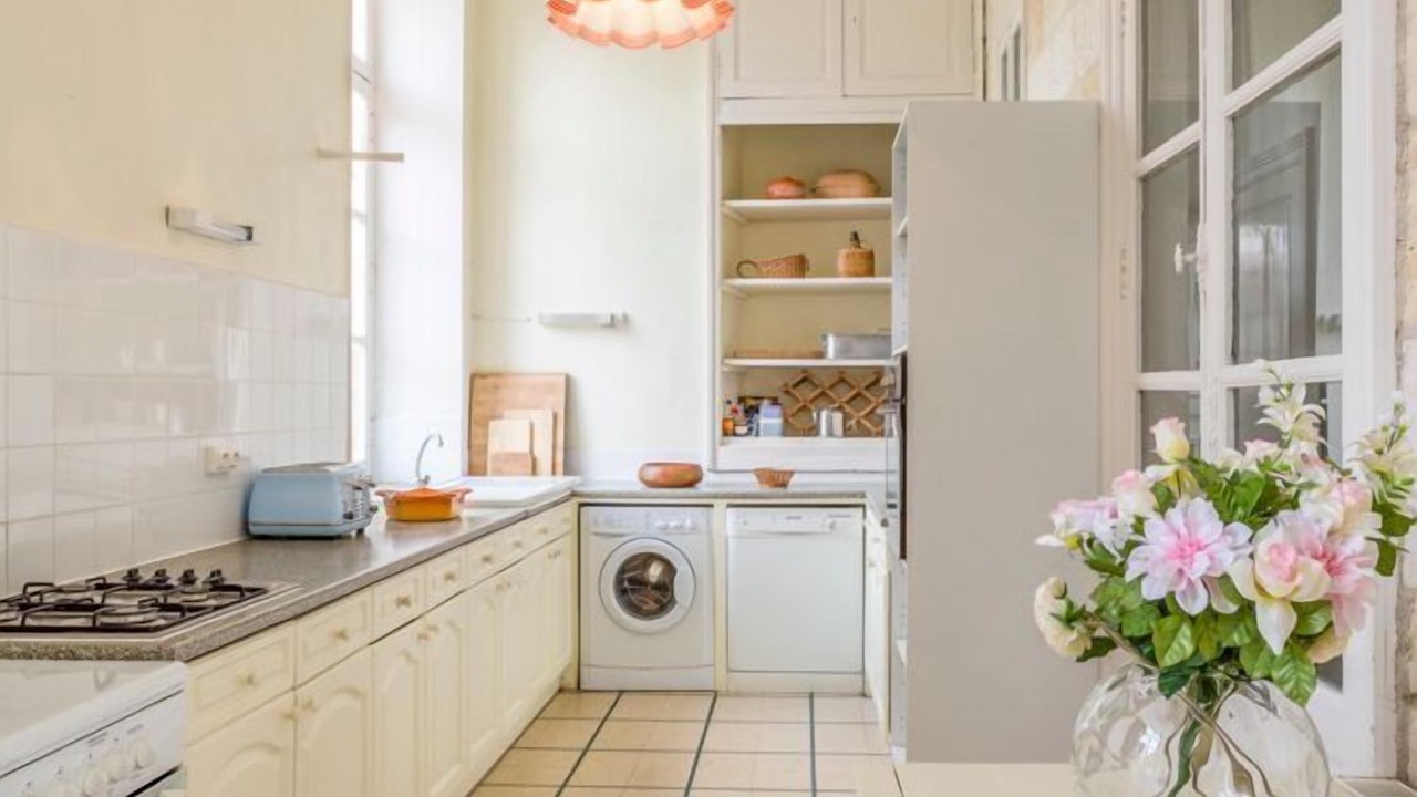 Photo of Others in Belluire