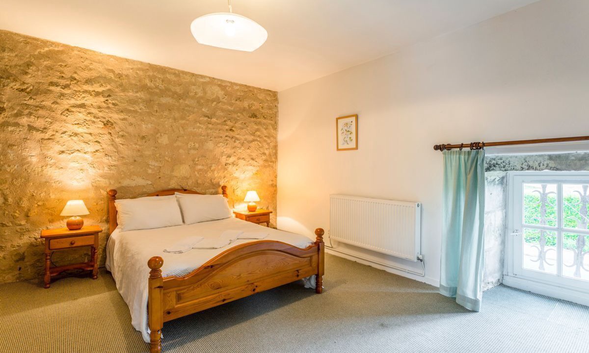 Photo of Others in Belluire