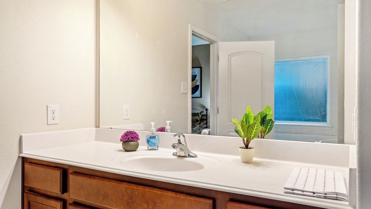 Photo of Bathroom in Crowley