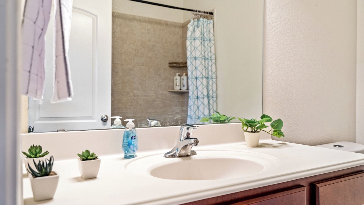 Photo of Bathroom in Crowley
