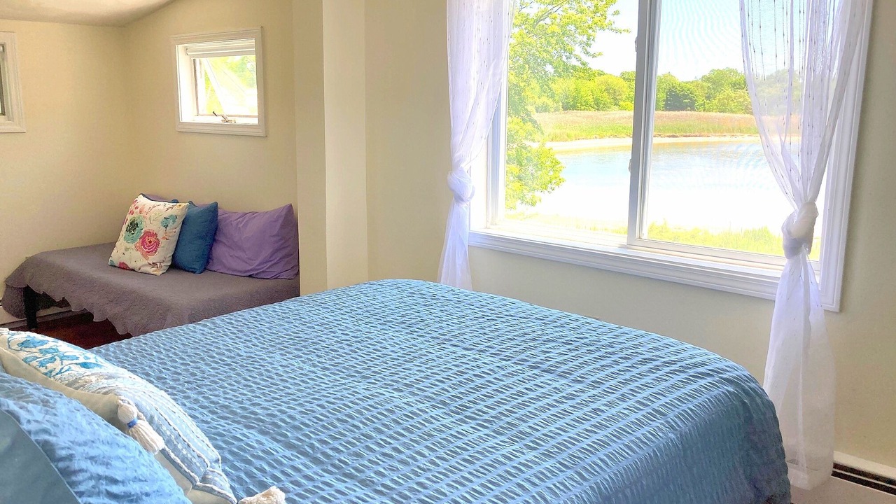 Photo of Bedroom in Barrington