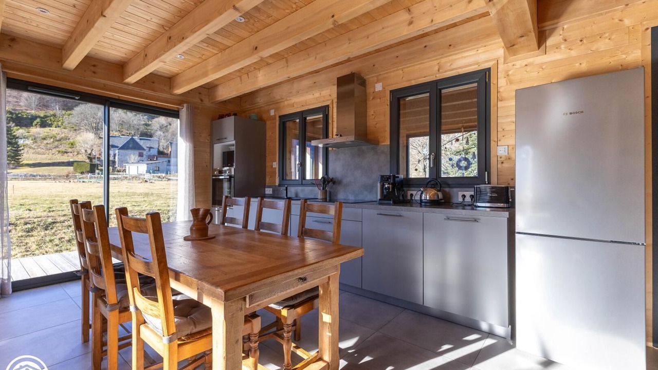 Photo of Kitchen in Chambon-sur-Lac