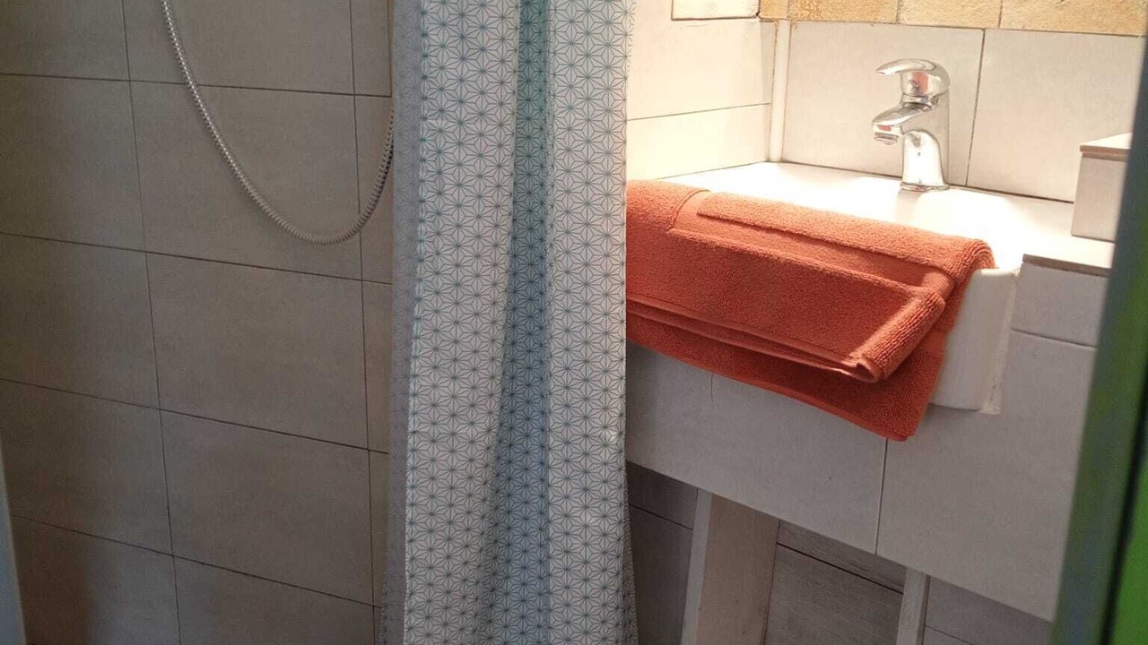 Photo of Bathroom in Yzeron