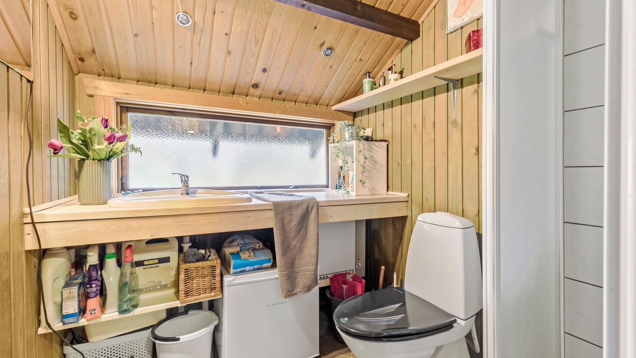 Photo of Bathroom in Femmøller