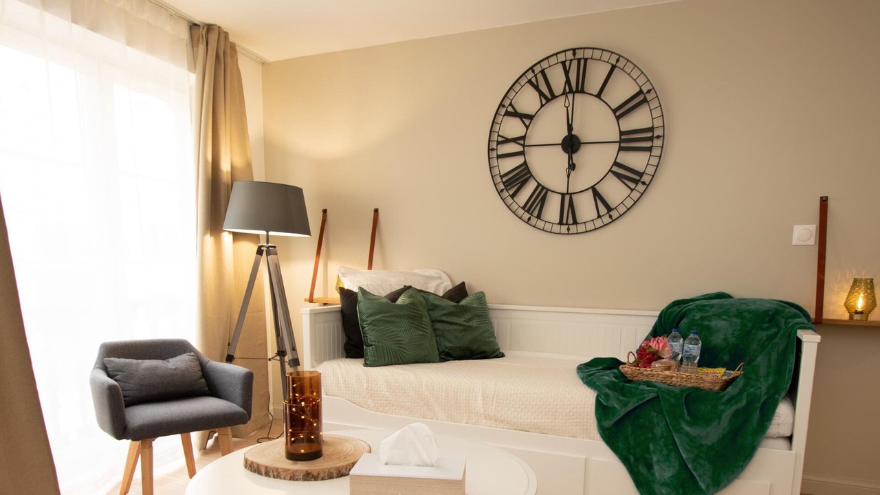 Photo of Bedroom in Rouen City Centre