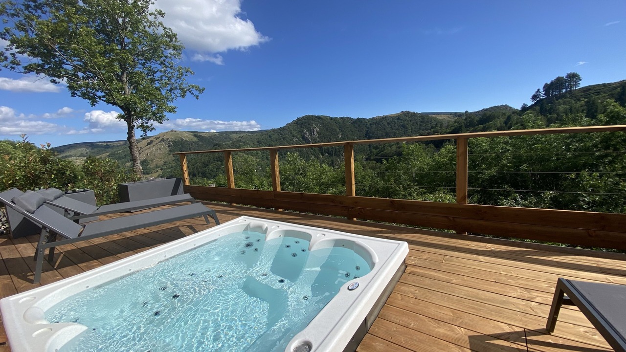 Photo of Outdoor in Fraissinet-de-Lozere