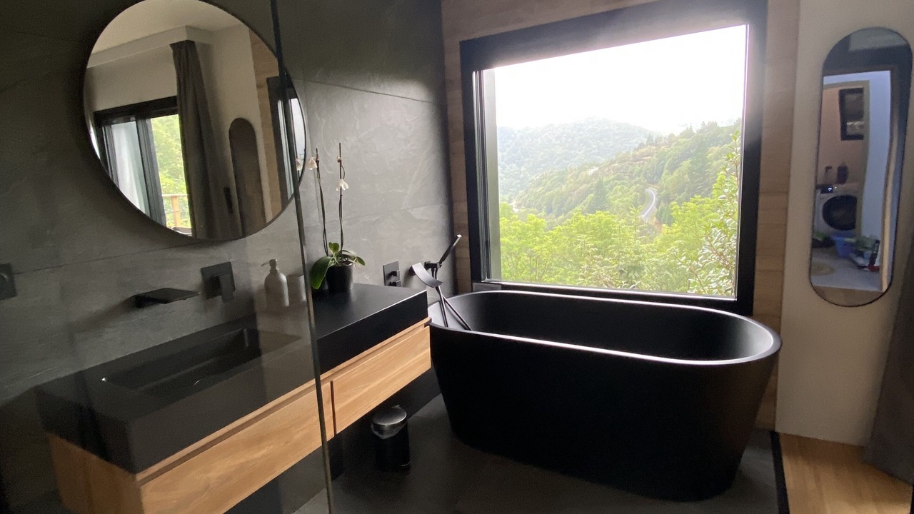 Photo of Bathroom in Fraissinet-de-Lozere