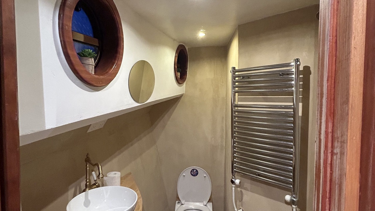 Photo of Bathroom in Cergy