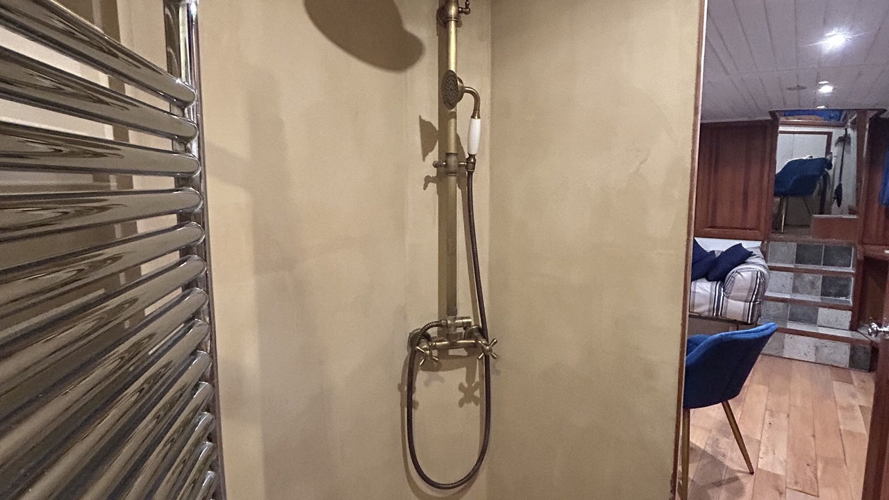 Photo of Bathroom in Cergy