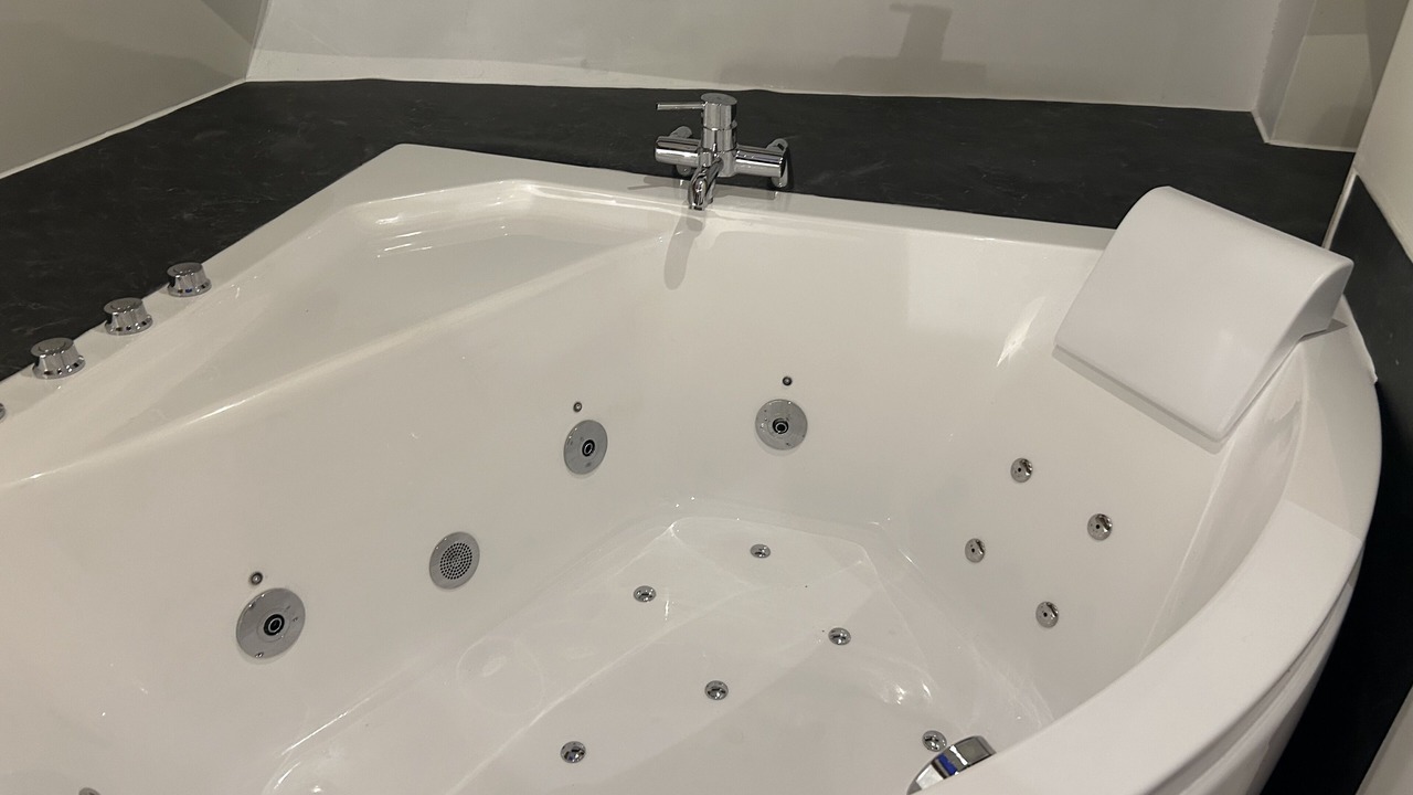 Photo of Bathroom in Cergy