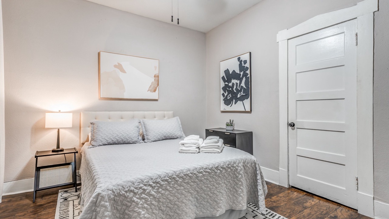 Photo of Bedroom in Medical District