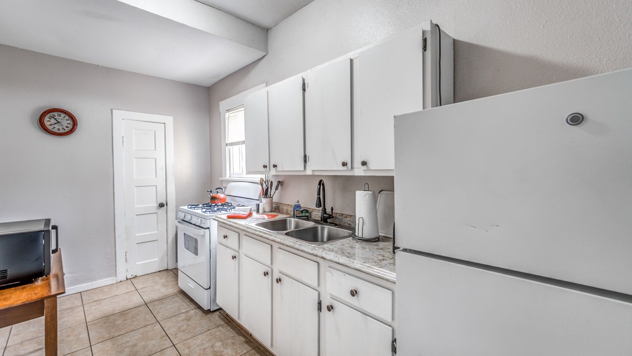 Photo of Kitchen in Medical District