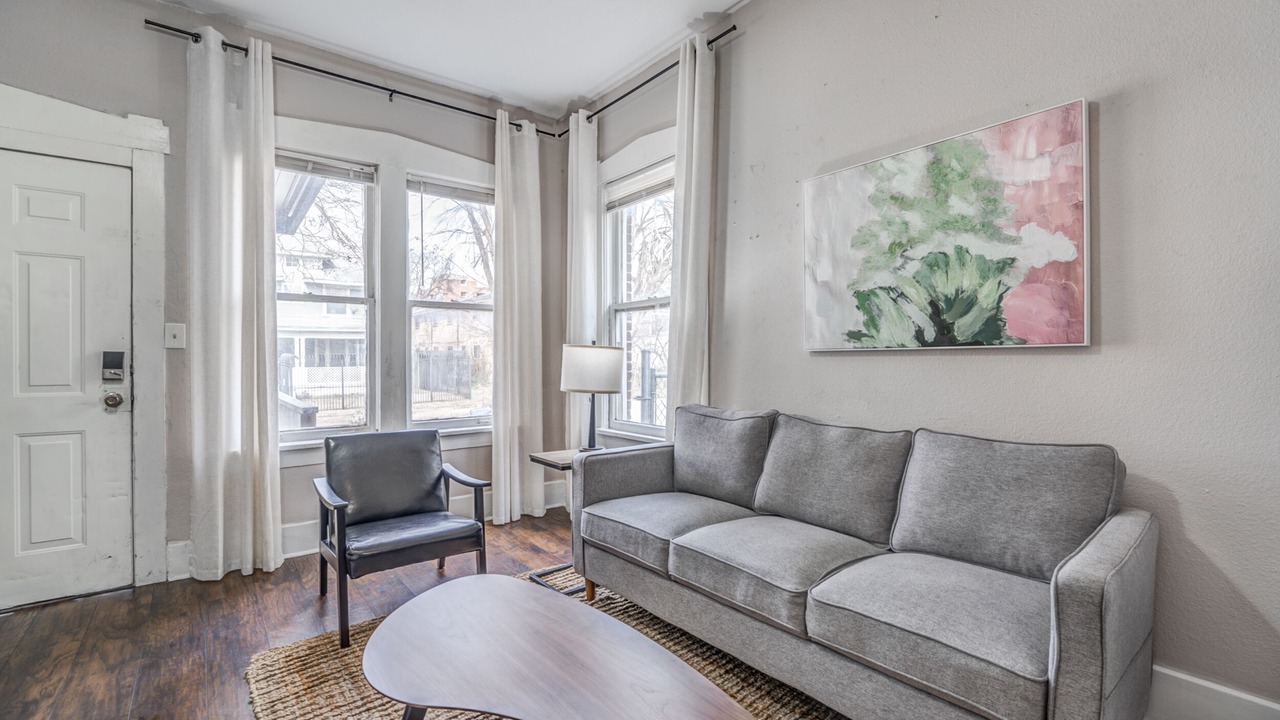 Photo of Livingroom in Medical District
