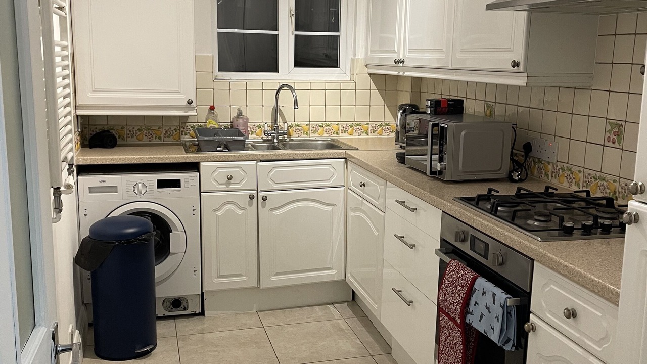Photo of Kitchen in Ealing