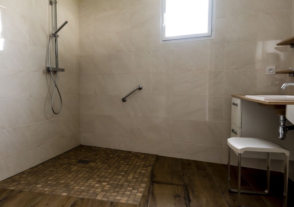 Photo of Bathroom in Saint-Vincent-sur-Jard
