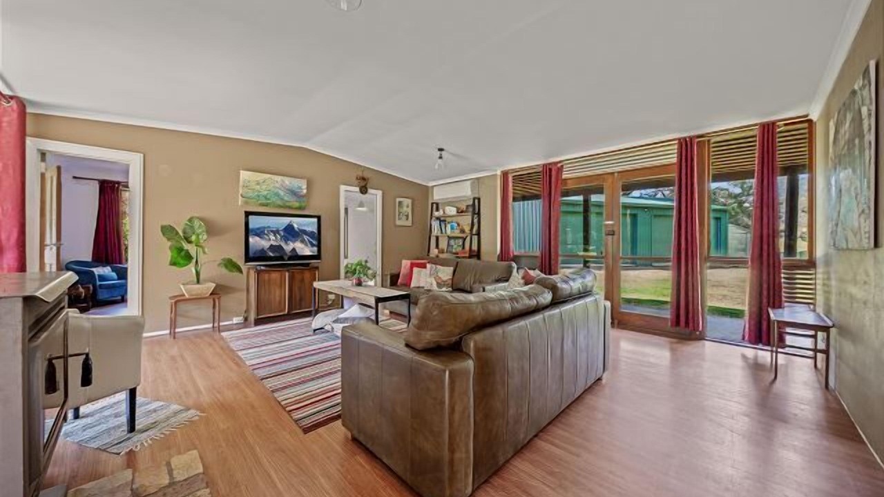 Photo of Livingroom in Freeburgh