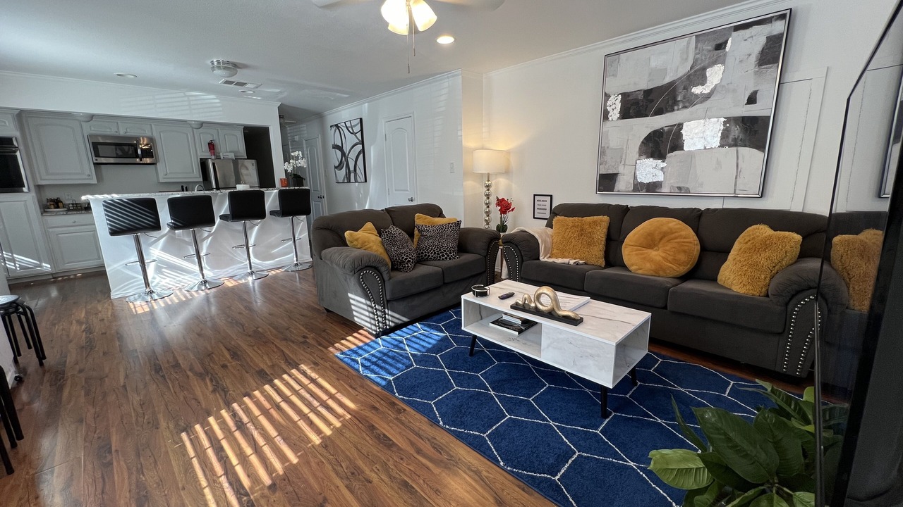 Photo of Bedroom in Uptown