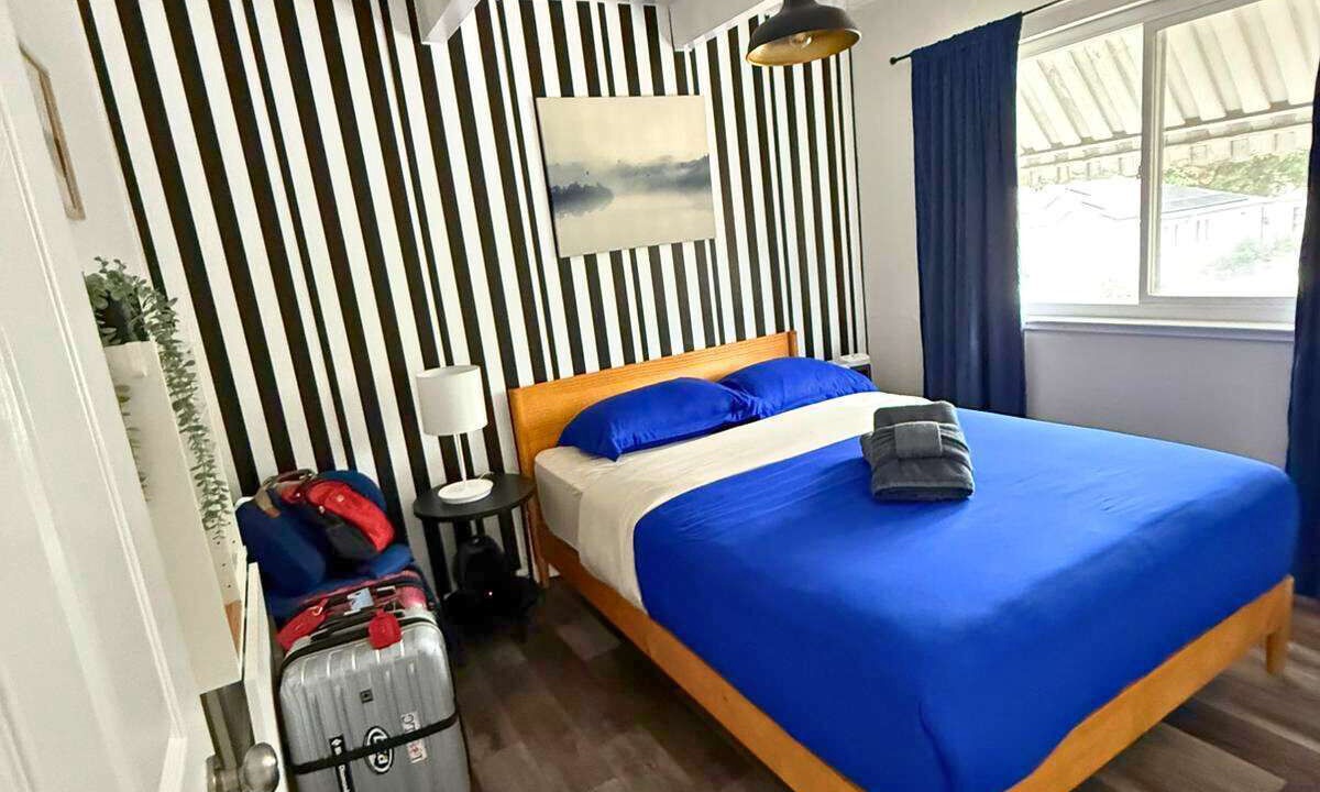 Photo of Bedroom in Poets Corner