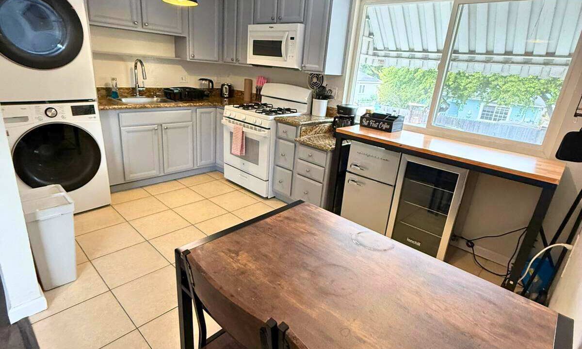 Photo of Kitchen in Poets Corner