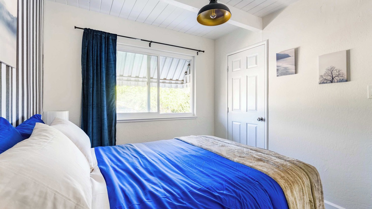 Photo of Others in Poets Corner