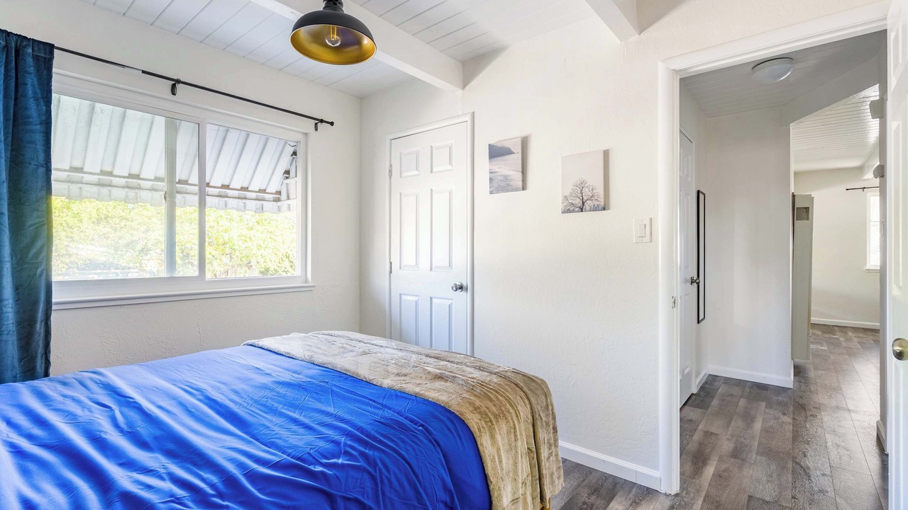 Photo of Bedroom in Poets Corner