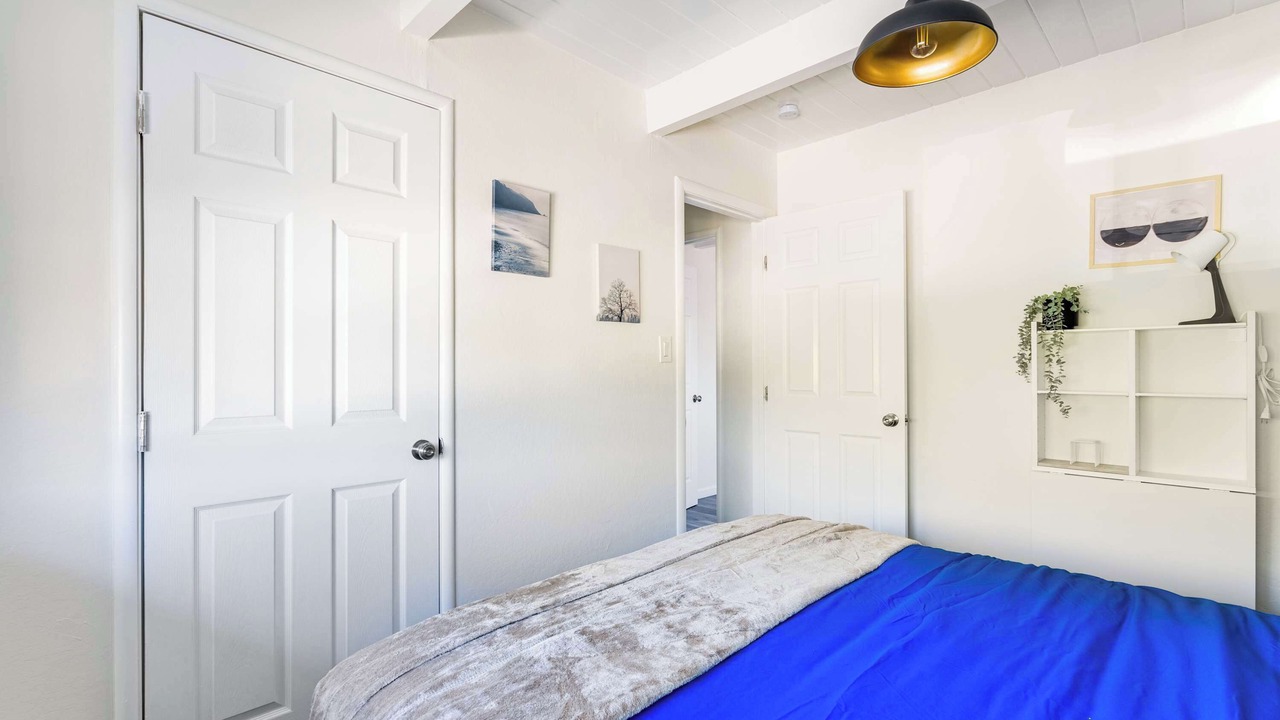 Photo of Others in Poets Corner