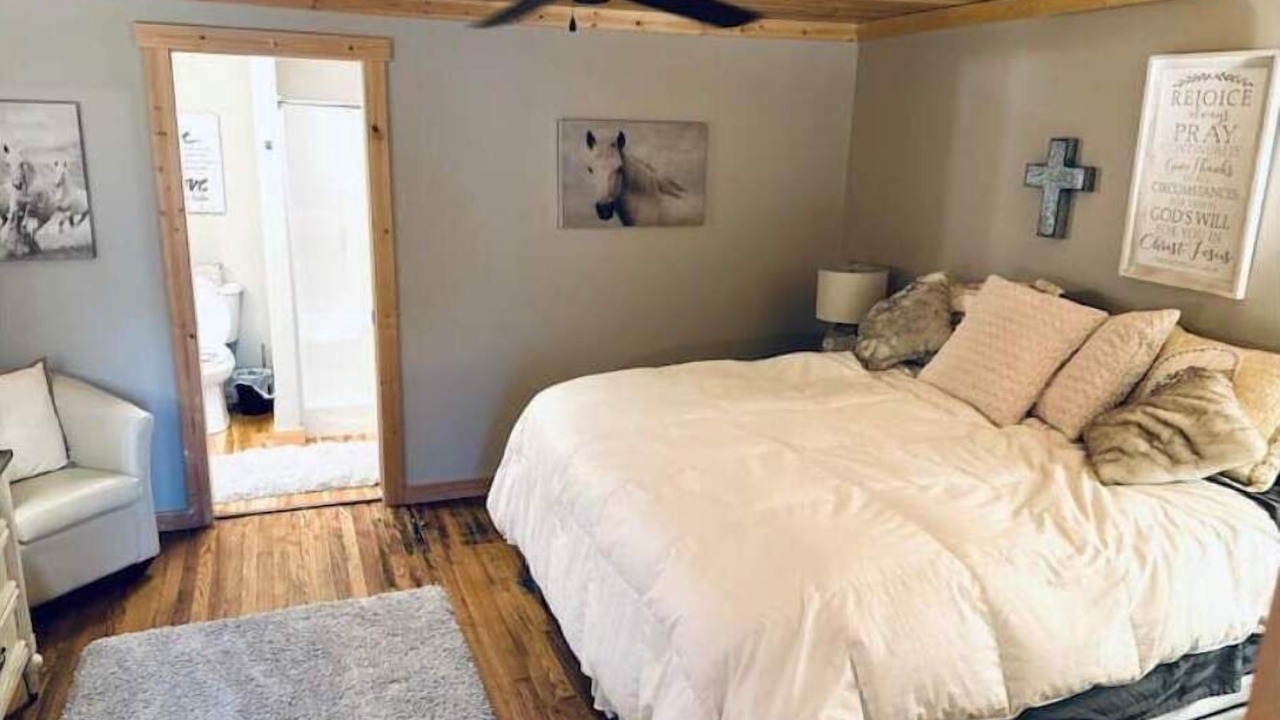 Photo of Bedroom in Livingston