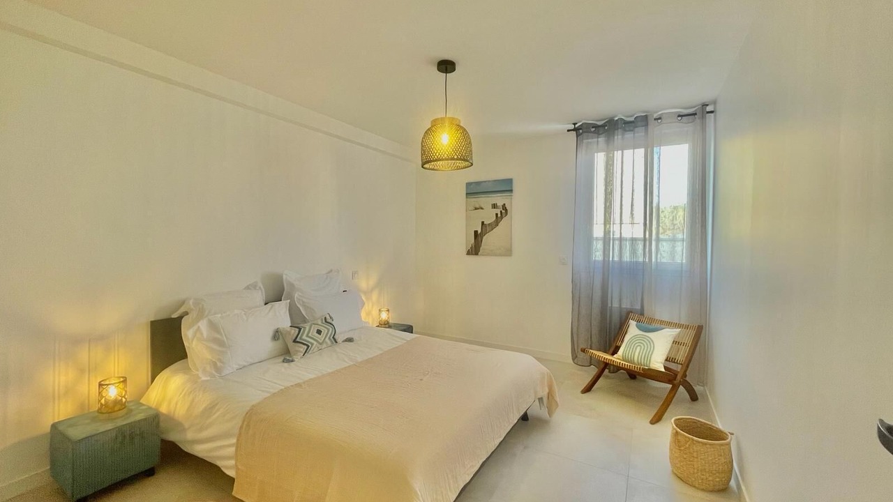 Photo of Bedroom in Lunel-Viel