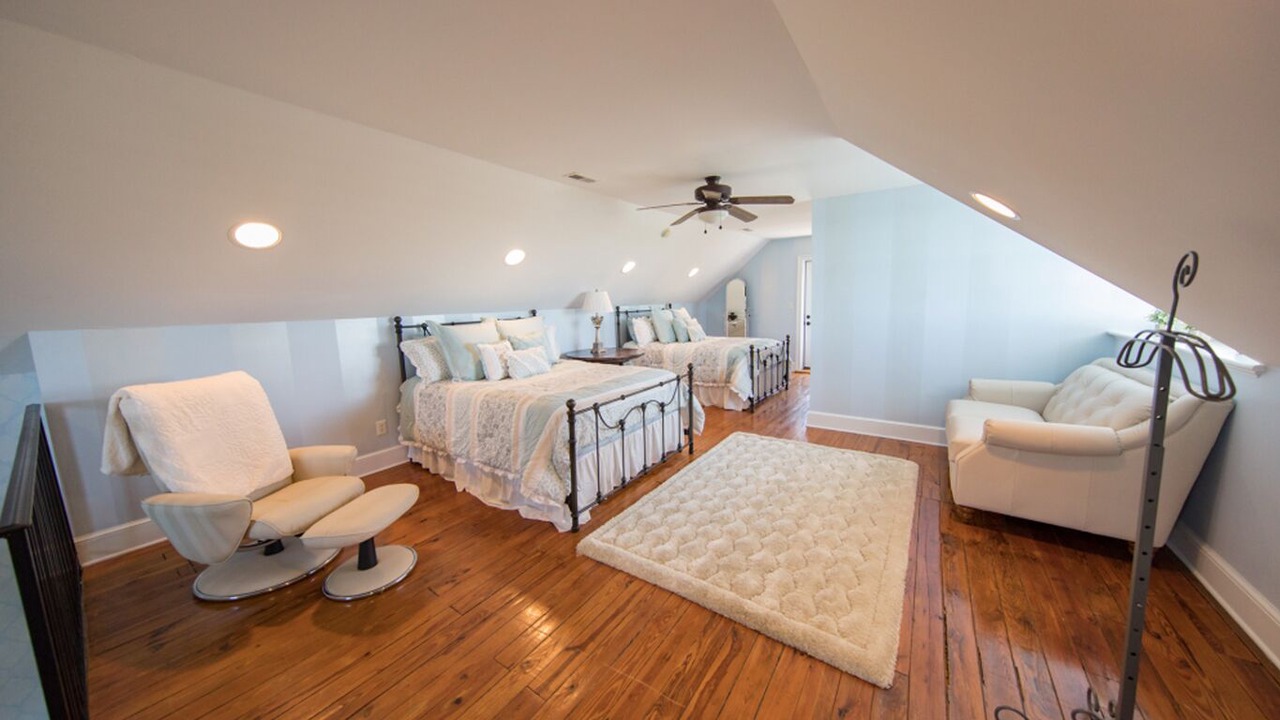 Photo of Bedroom in Forest