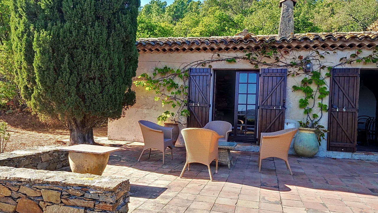 Photo of Patio Balcony in La Garde-Freinet